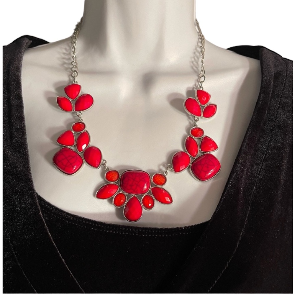 Vintage Necklace.  CL/TQ